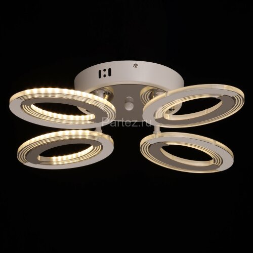 Потолочная люстра DeMarkt 424015404