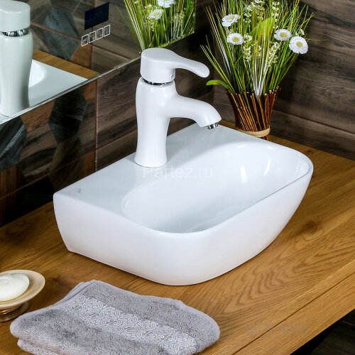 Раковина MELANA MLN-A265