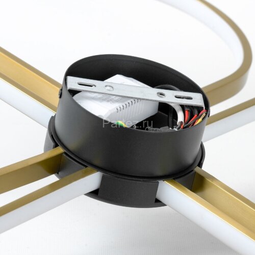 Потолочная люстра Lussole LSP-7351