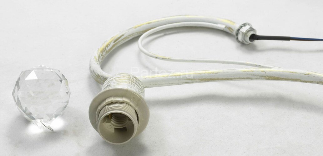 Потолочная люстра Lussole LGO LSP-8062