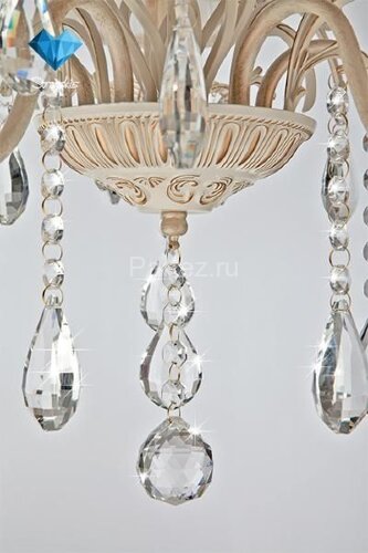 Подвесная люстра Eurosvet 10054/5 белый с золотом