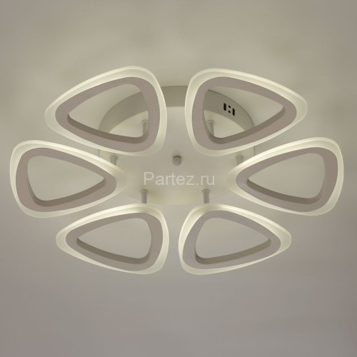 Потолочная люстра DeMarkt 424013006