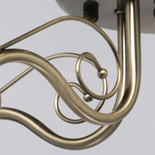 Потолочная люстра DeMarkt 677012705