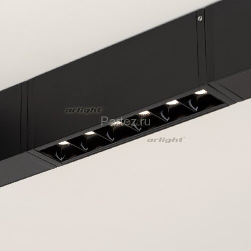 Настенно-потолочный светильник Arlight 028959