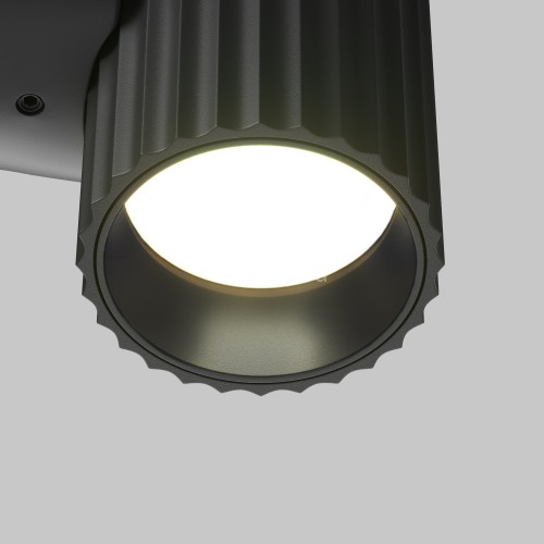 Настенный светильник Maytoni C106WL-01-GU10-B